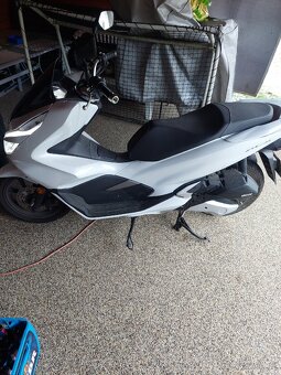Honda pcx 4000 km. - 3