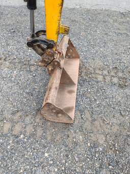 pásový mini bagr JCB 8014, 3x lopata 215 000Kč + DPH - 3