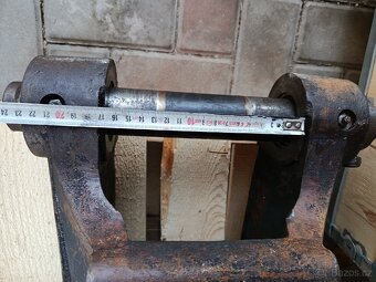 Rychloupínač JCB 3CX - 3