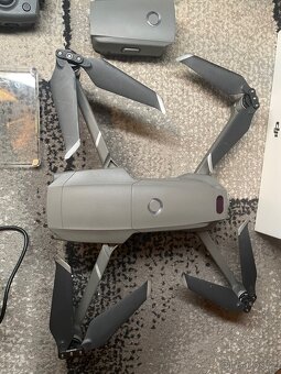 DJI Mavic 2 ZOOM Fly more combo a víc - 3