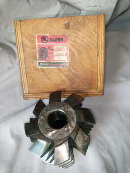 freza odvalovací a modulova - 3