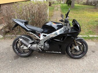 Honda Fireblade 900 1993 - 3