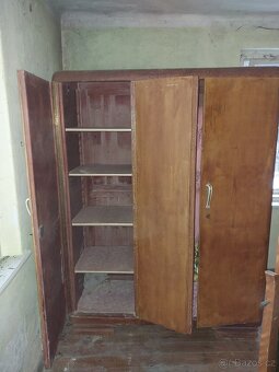 Staré skříně - 3