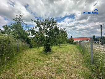 Prodej stavebního pozemku Újezdec - 3