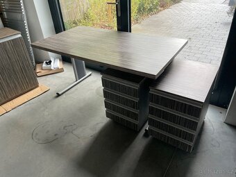 Nábytek do studentského pokoje nebo kanceláře (pouze celý se - 3