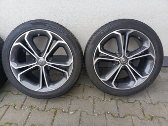 KOMPLETNÍ ZIMNÍ KOLA OPEL CORSA OPC 215/45 R1 - 3