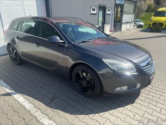 Opel Insignia 2,0 CDTI Sports Tourer S/S (2010) - 3