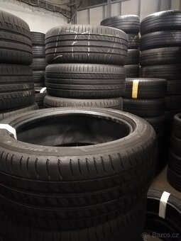 Prodám 2ks pneu 285 /40 /21 - 3