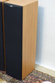 Reproduktory Bowers & Wilkins 683 černá - 3