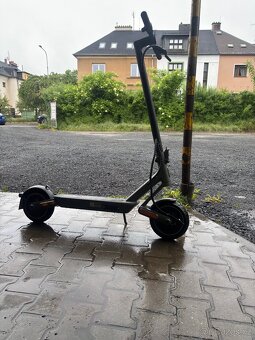 Elektrokoloběžka Xiaomi electric Scooter 4 Ultra - 3