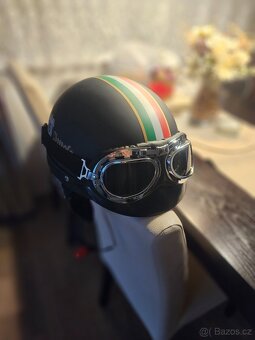 Stylová nová moto přilba - 3