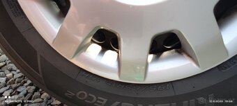 15" ráfky s pneu Mercedes - 3