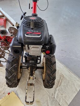 Malotraktor VARI s příslušenstvím - 3