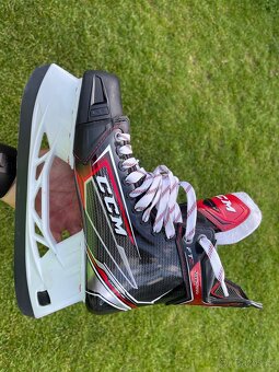 Hokejove brusle CCM Jet Speed FT2 Sr - 3