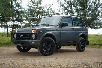 Lada Niva Urban, Black edition - 3