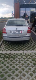 Škoda Octavia 2, 2.0tdi DSG - 3