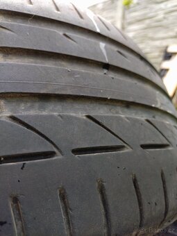 225/50 R17 - 3