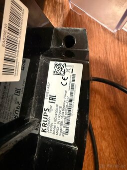 Kávovar Krups funkční, chybějící díly - 3