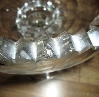 Nástolec - velká starožitná broušená mísa na noze - 3