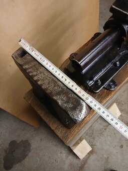 Svěrák velký kovářský - 3