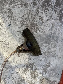 Benzinový vyžínač - sekačka , Křovinořez do ruky - 3