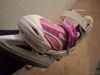 Dívčí lední brusle - 3