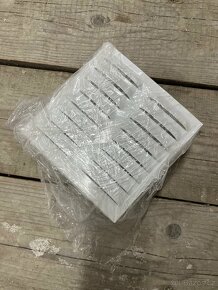 Zbytky materiálu ze stavby - 3