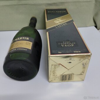 VZÁCNÝ REMY MARTIN V.S.O.P. 1 LITR - 3