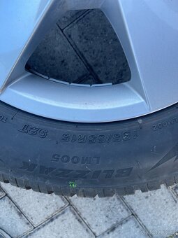 Alu kola 5x100 r15 Škoda originál - 3