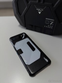 Asus ROG Phone 7 Ultimate - 3