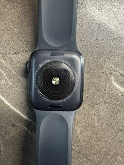 Apple Watch SE 2022 40mm - 3