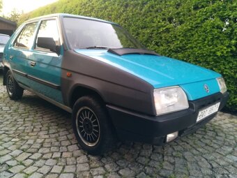 ŠKODA 135 LS Favorit - 3