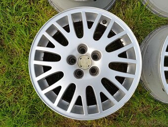 Prodám ALU disky originál Škoda Style R16 s roztečí 5x100 - 3