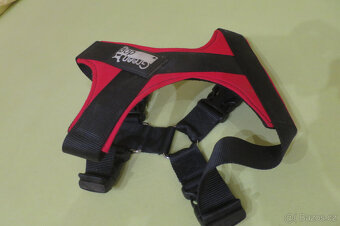 Nový postroj na středně velkého psa (cca 10 kg), šervenočern - 3