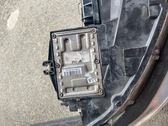 Přední světla Audi a4 b6 - 3