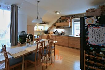 Prodej rodinného domu o rozloze 200 m2, ulice Janáčkova, Pol - 3