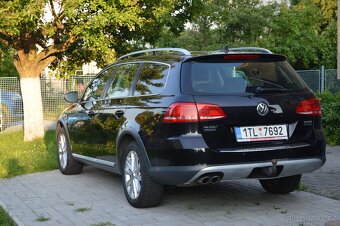 VW Passat alltrack 2.0 TDi 4x4 manuál - 3