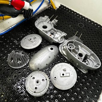 Aquablasting, vodní pískování, renovace automotodílů - 3