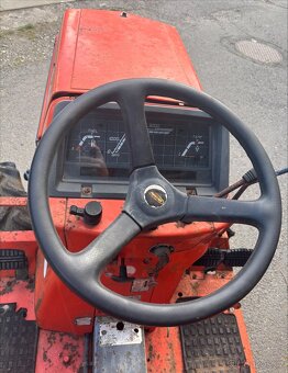 Japonský malotraktor Kubota B-40, 14 koní, 4x4 - 3