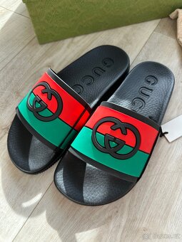 GUCCI Dámské pantofle - 3