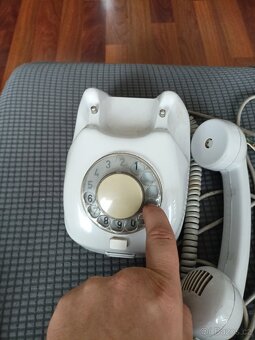 Retro telefon Tesla stropkov - 3