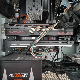 Grafická karta SAPPHIRE PULSE AMD Radeon RX 6700 XT - 3