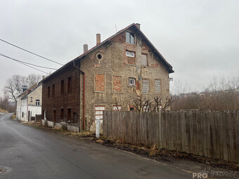 Prodej domu k rekonstrukci k podnikání nebo na bydlení ve Ve - 3