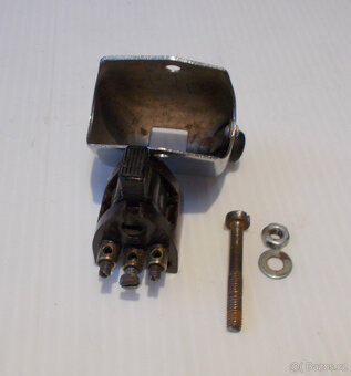 plechový přepínač na světla - 3