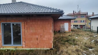 Hrubá stavba. - 3