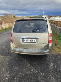 Chrysler Grand Voyager - 3
