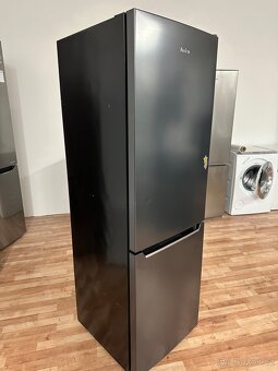 Lednice s mrazákem Amica (288) - 3