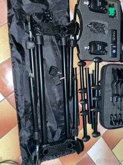 Rybářský stojan s příslušenstvím - 3