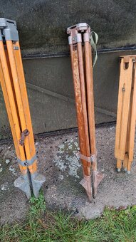 Stary stativ , trojnozka , tripod - 3