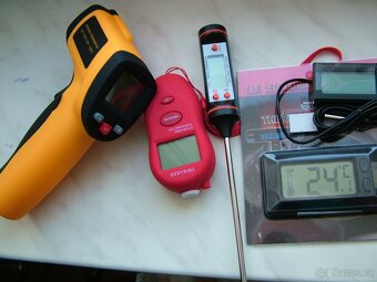 Digitální teploměr se sondou  1 m - 3